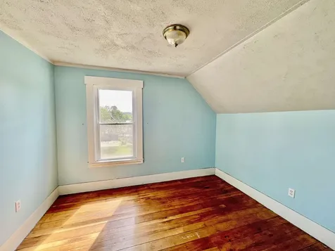 909 Washington Street Stewartstown NH 03576