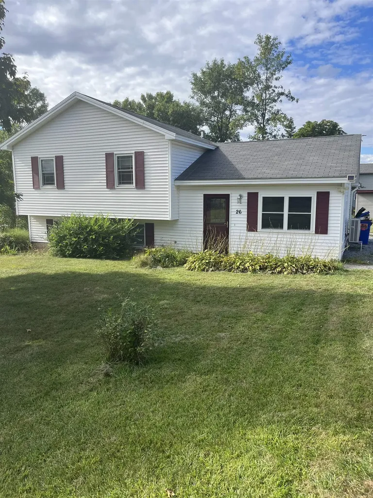 26 Thomas Circle Vergennes VT 05491