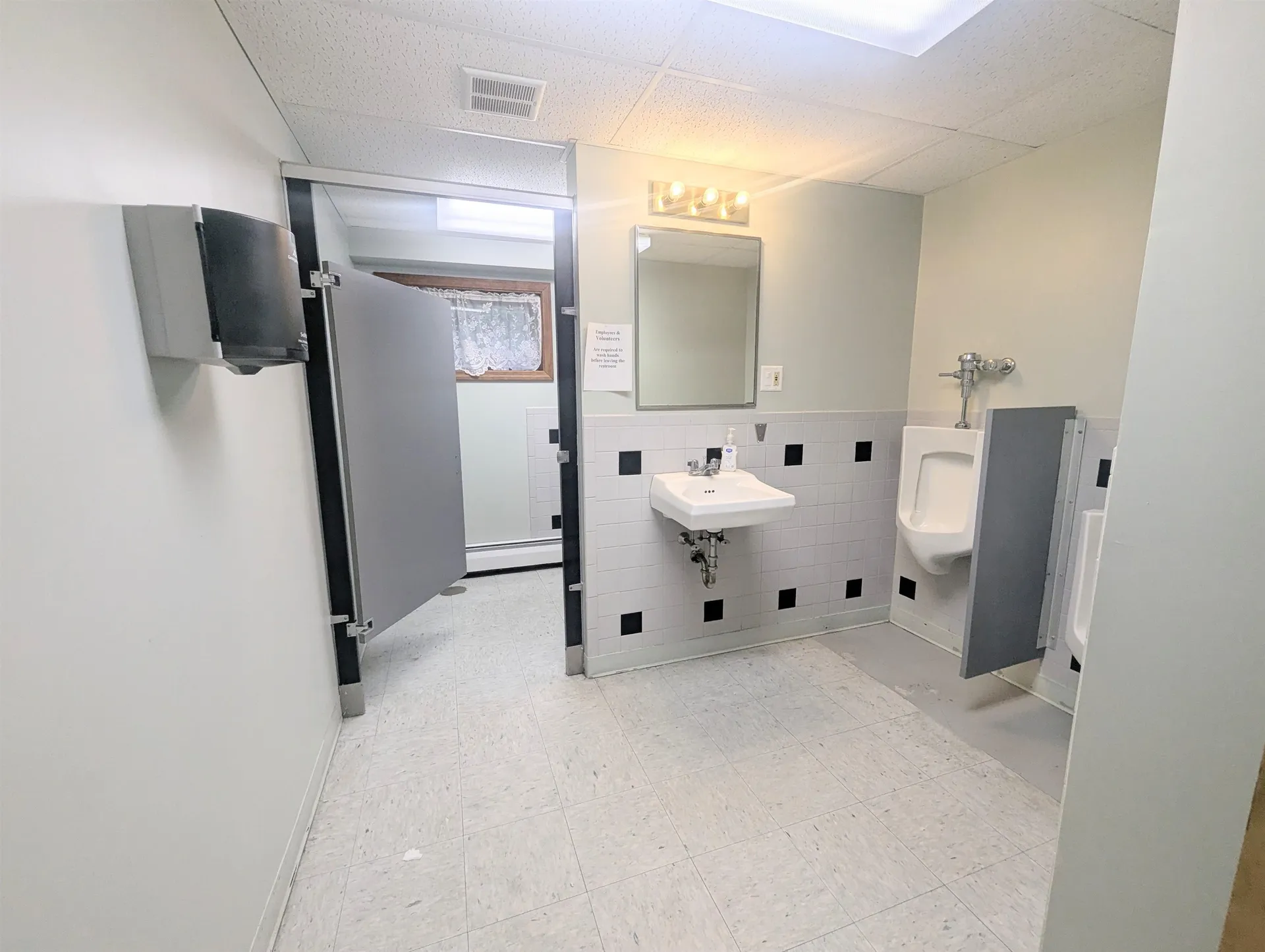 2388 Portland Street St. Johnsbury VT 05819