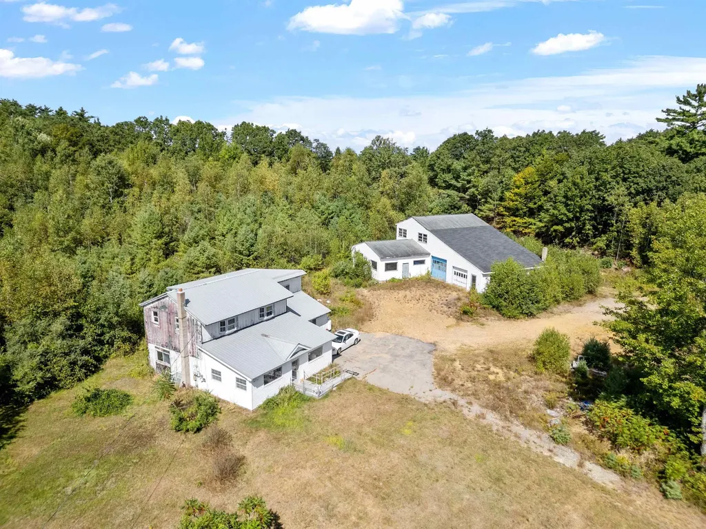 14 Wareing Road Belmont NH 03220