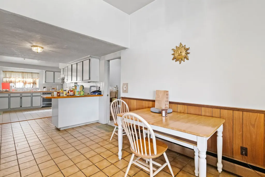 14 Wareing Road Belmont NH 03220