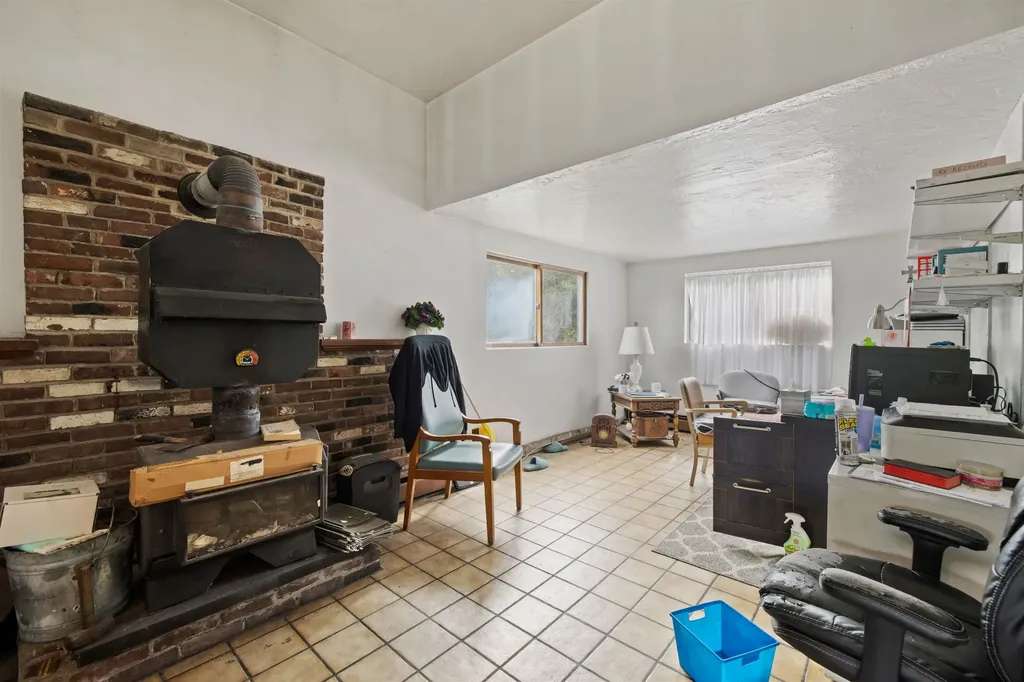 14 Wareing Road Belmont NH 03220