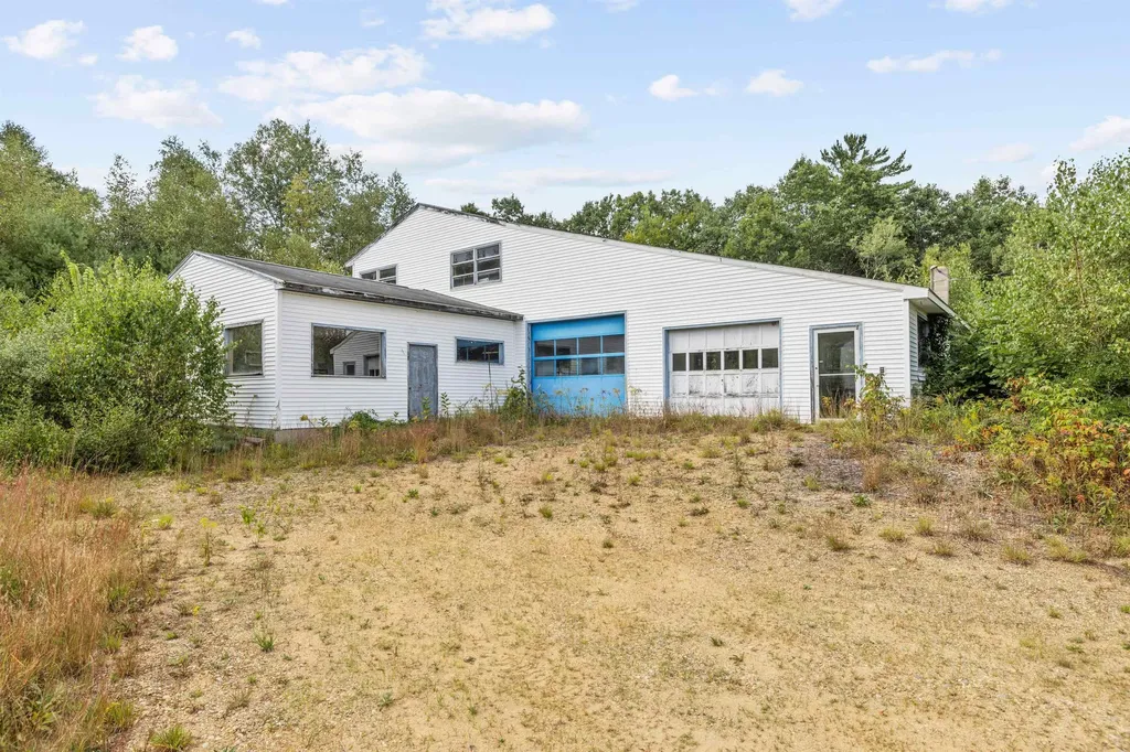 14 Wareing Road Belmont NH 03220