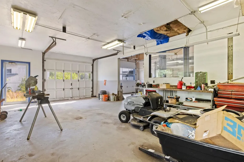 14 Wareing Road Belmont NH 03220