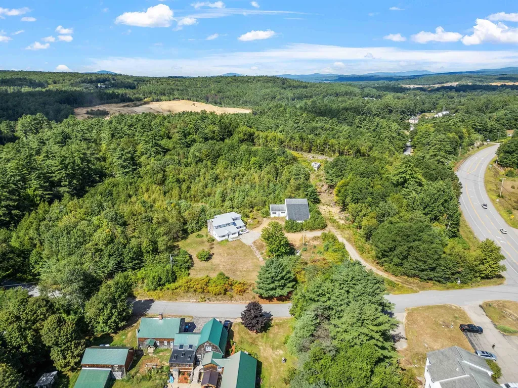 14 Wareing Road Belmont NH 03220