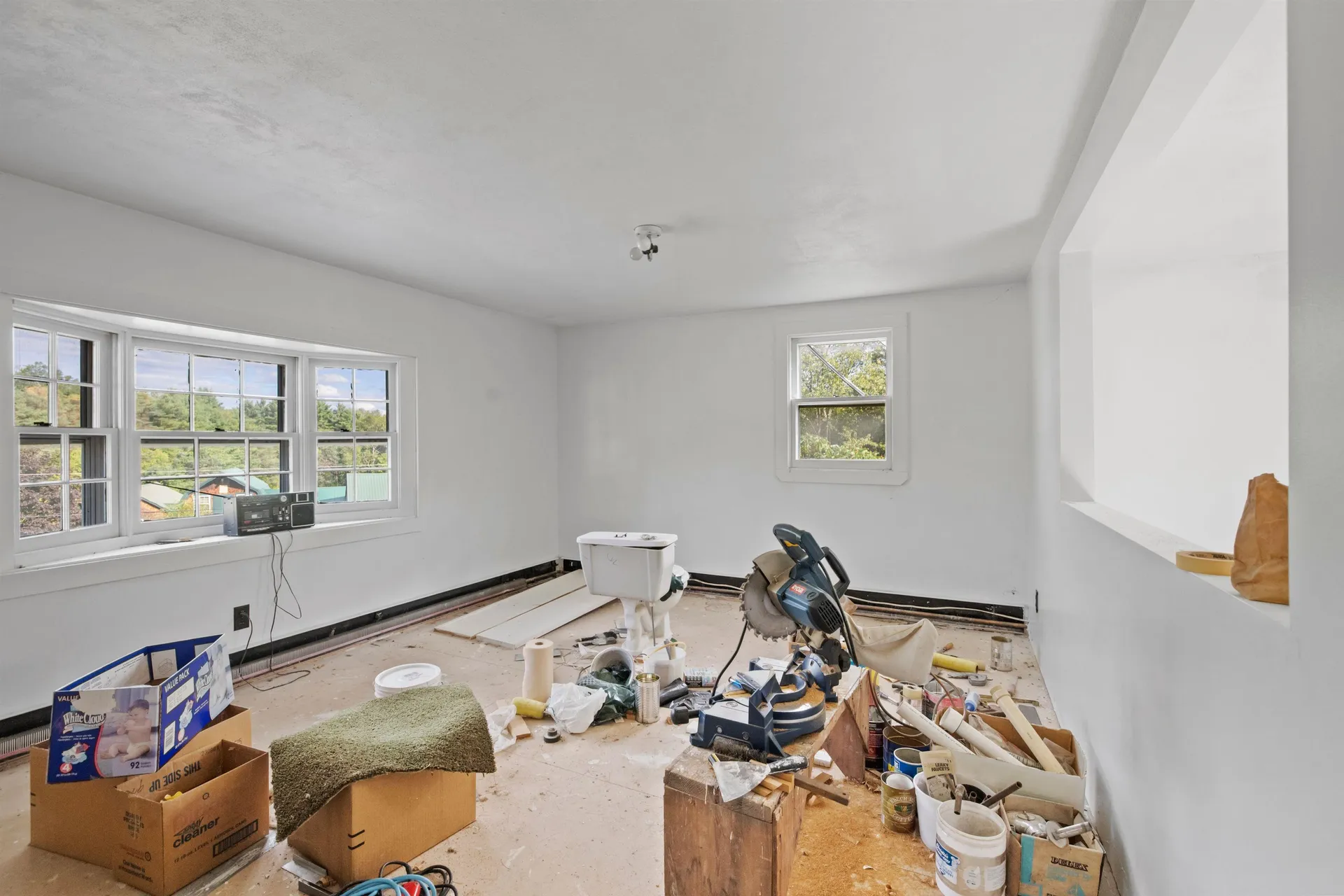 14 Wareing Road Belmont NH 03220