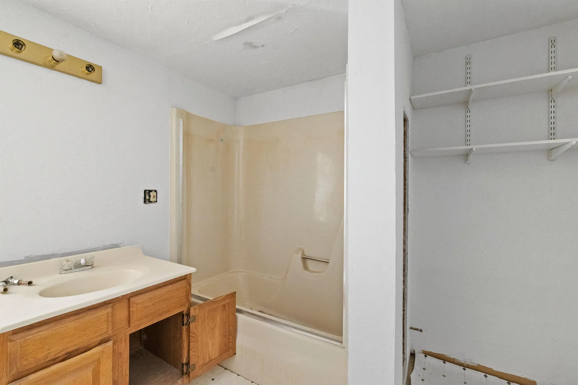 14 Wareing Road Belmont NH 03220