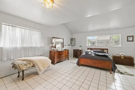 14 Wareing Road Belmont NH 03220