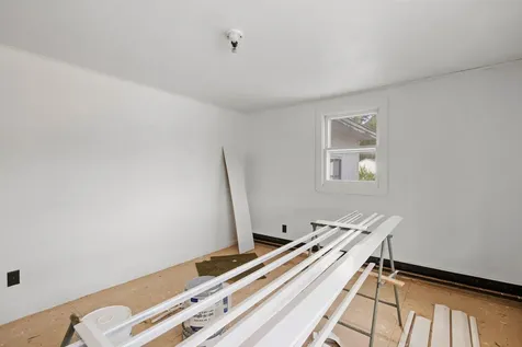 14 Wareing Road Belmont NH 03220