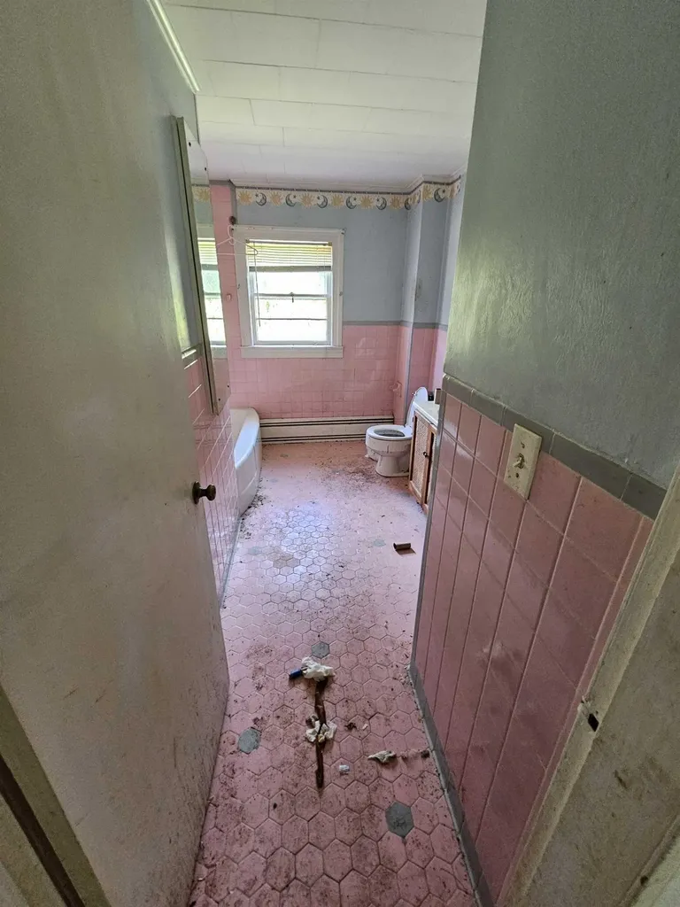 25 North Row Road Sterling MA 01564