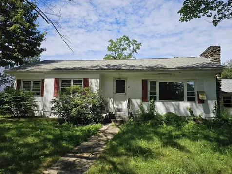 25 North Row Road Sterling MA 01564