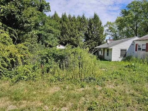 25 North Row Road Sterling MA 01564