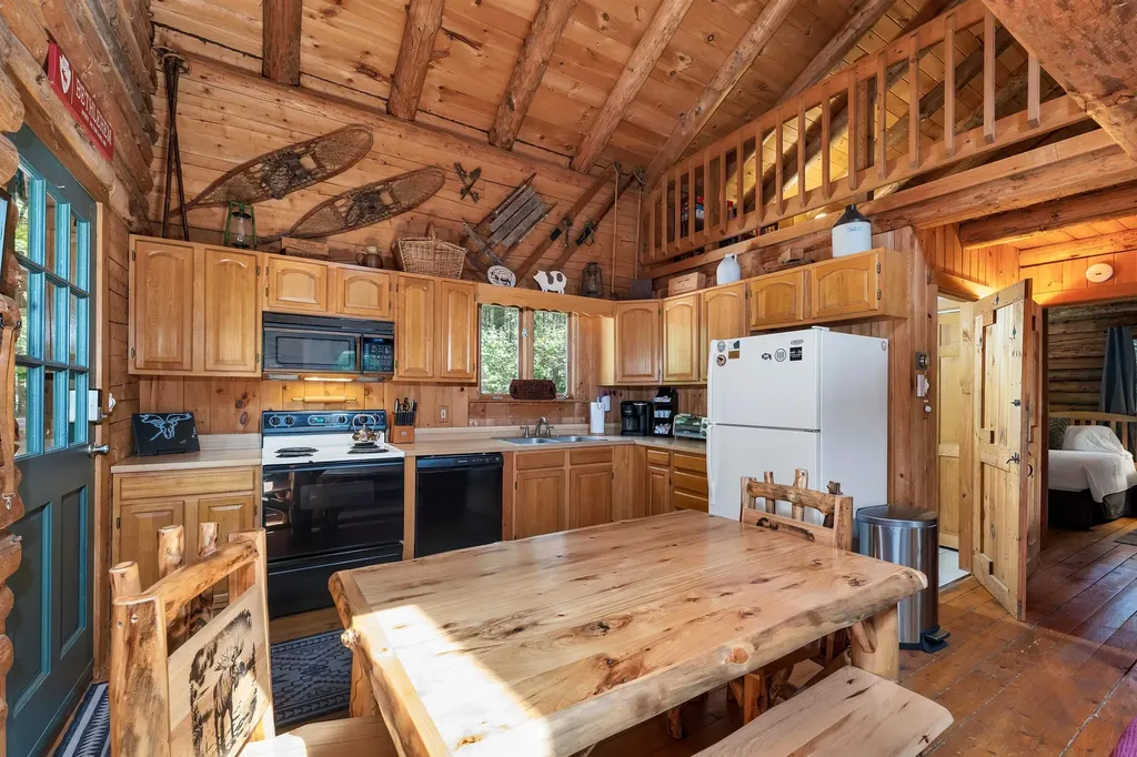 78 Hazen Road Bethlehem NH 03574