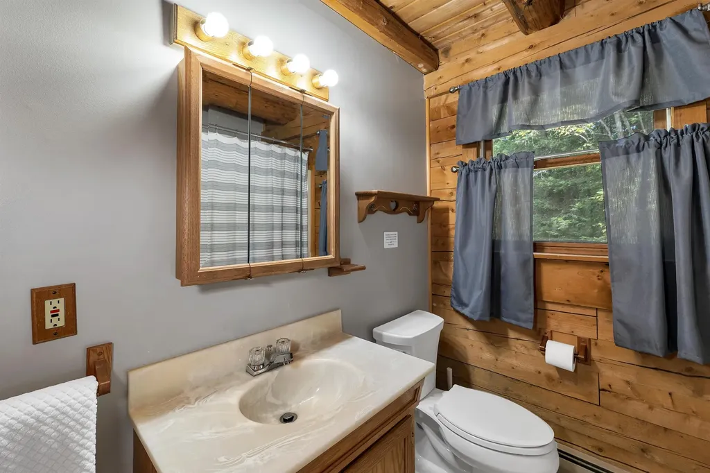 78 Hazen Road Bethlehem NH 03574