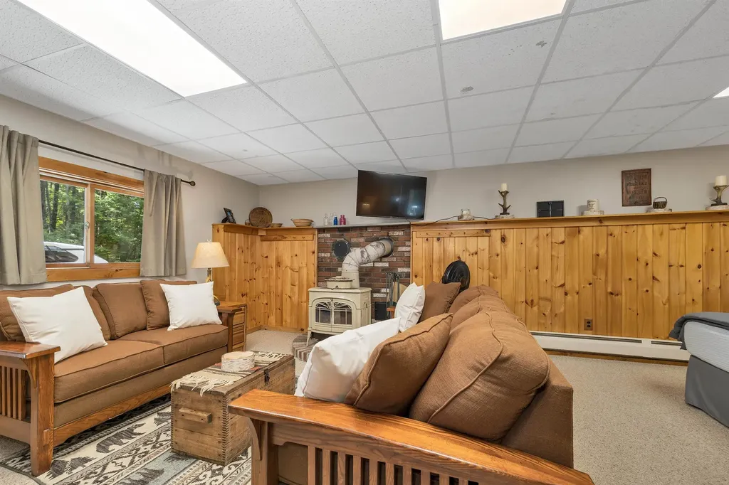 78 Hazen Road Bethlehem NH 03574