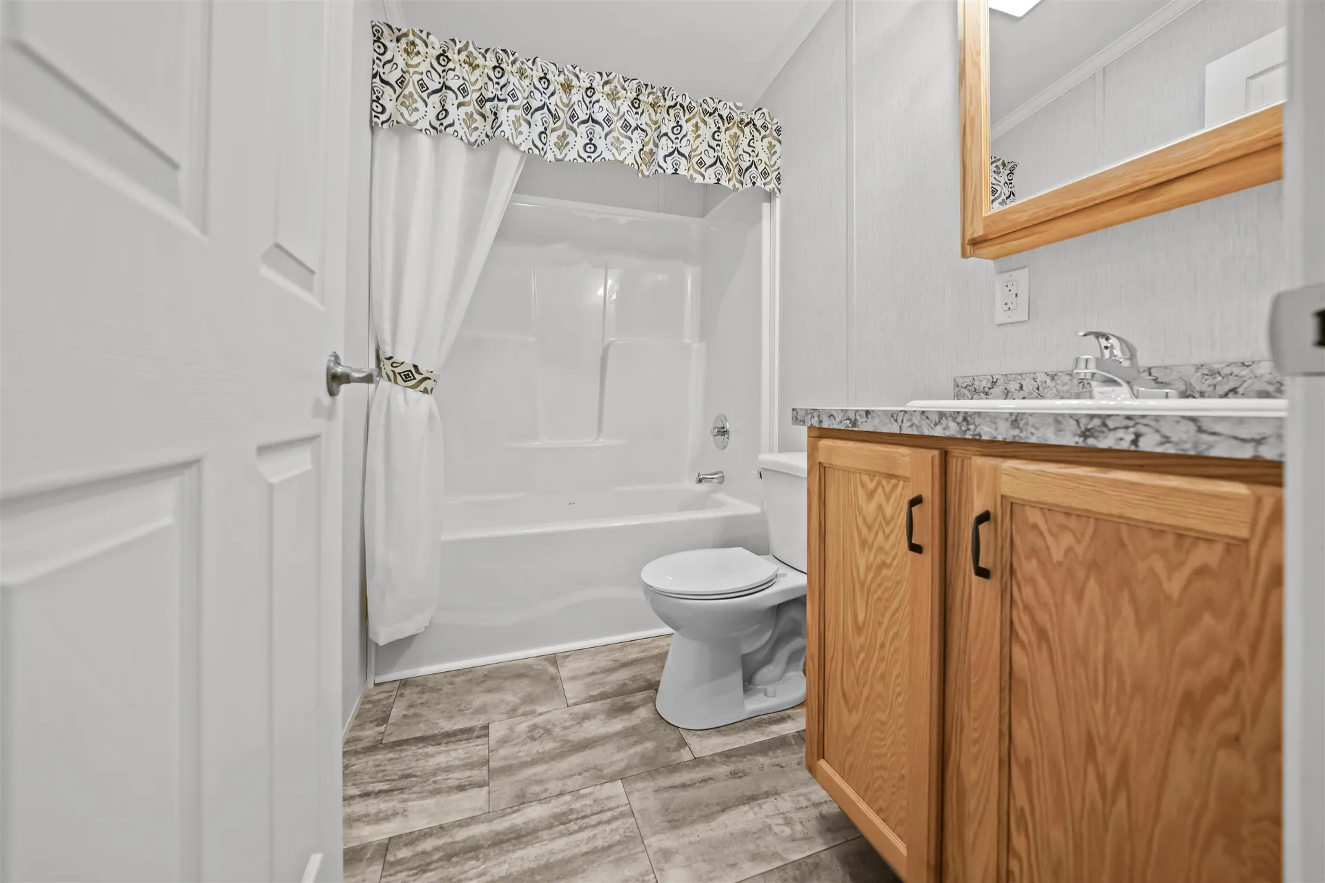 20 Beech Hill Road Exeter NH 03833