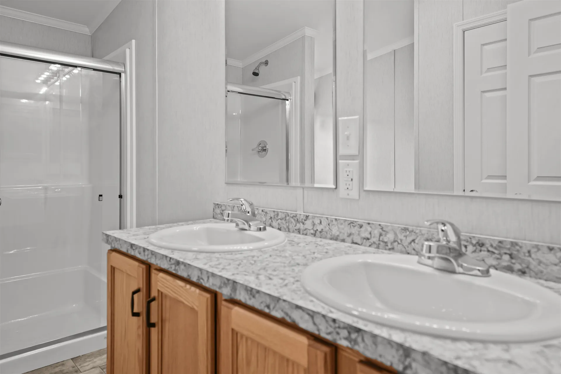 20 Beech Hill Road Exeter NH 03833