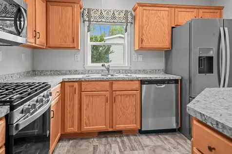 20 Beech Hill Road Exeter NH 03833