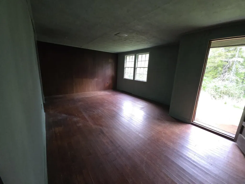 5527 Route 106 Weathersfield VT 05151