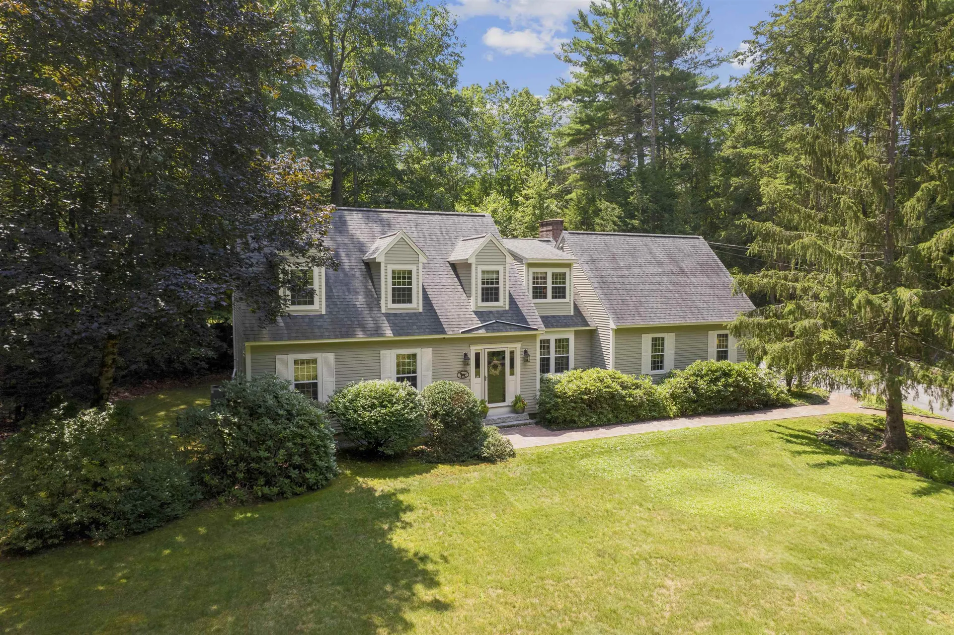14 Bloody Brook Road Amherst NH 03031