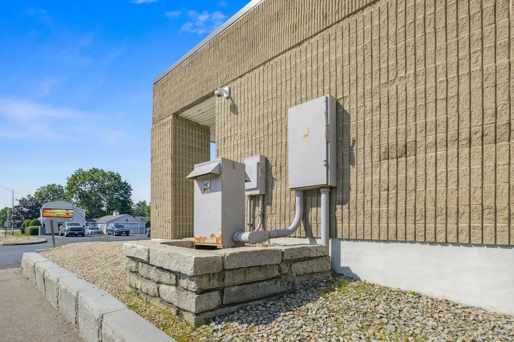 175 Amherst Street Nashua NH 03060