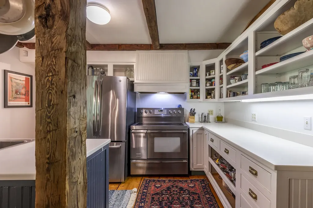 879 River Road Manchester VT 05255