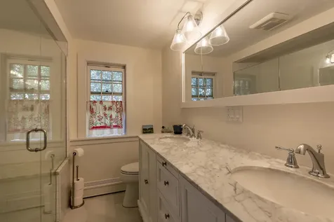 879 River Road Manchester VT 05255