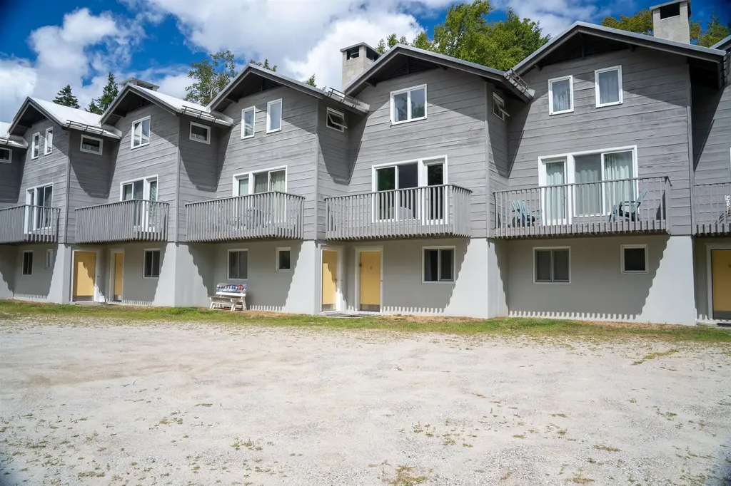 6 Moose Maple Road Winhall VT 05340