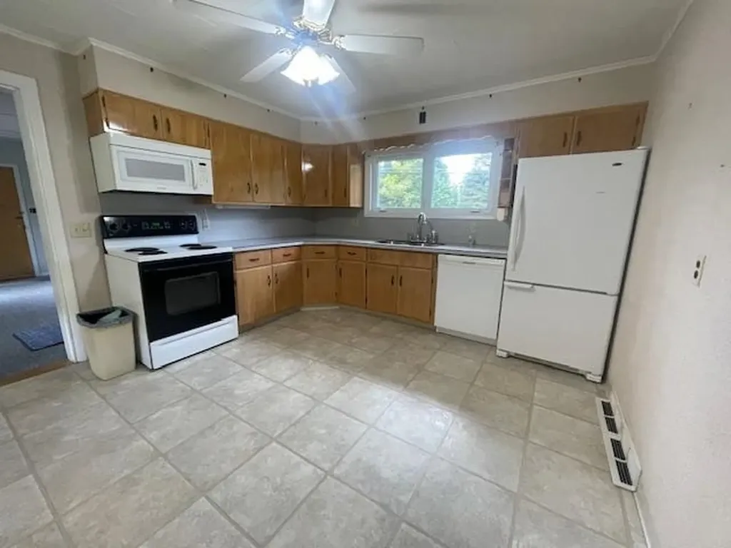 536 Milan Road Milan NH 03588