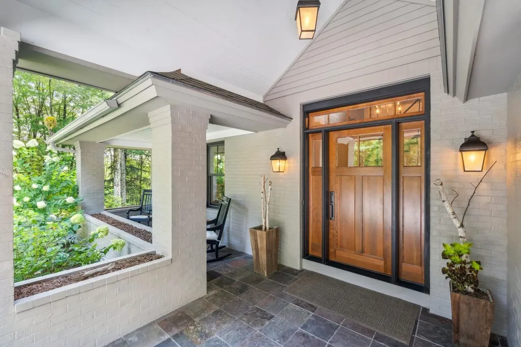 21 Pinnacle Point Waterbury VT 05676