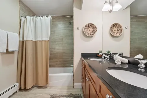 21 Pinnacle Point Waterbury VT 05676