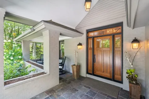 21 Pinnacle Point Waterbury VT 05676