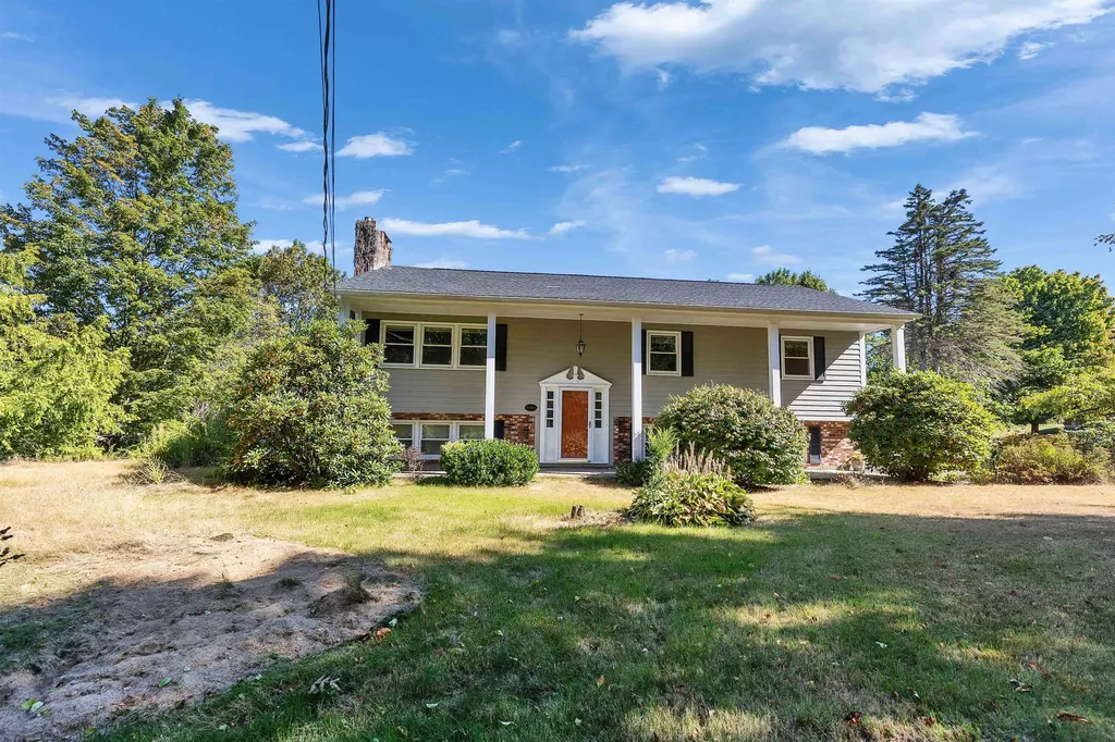 377 High Street Candia NH 03034
