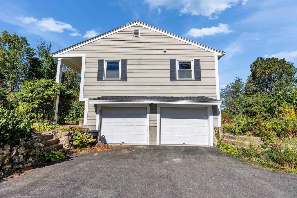 377 High Street Candia NH 03034