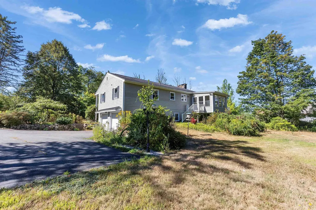 377 High Street Candia NH 03034