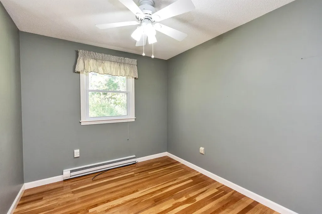 377 High Street Candia NH 03034