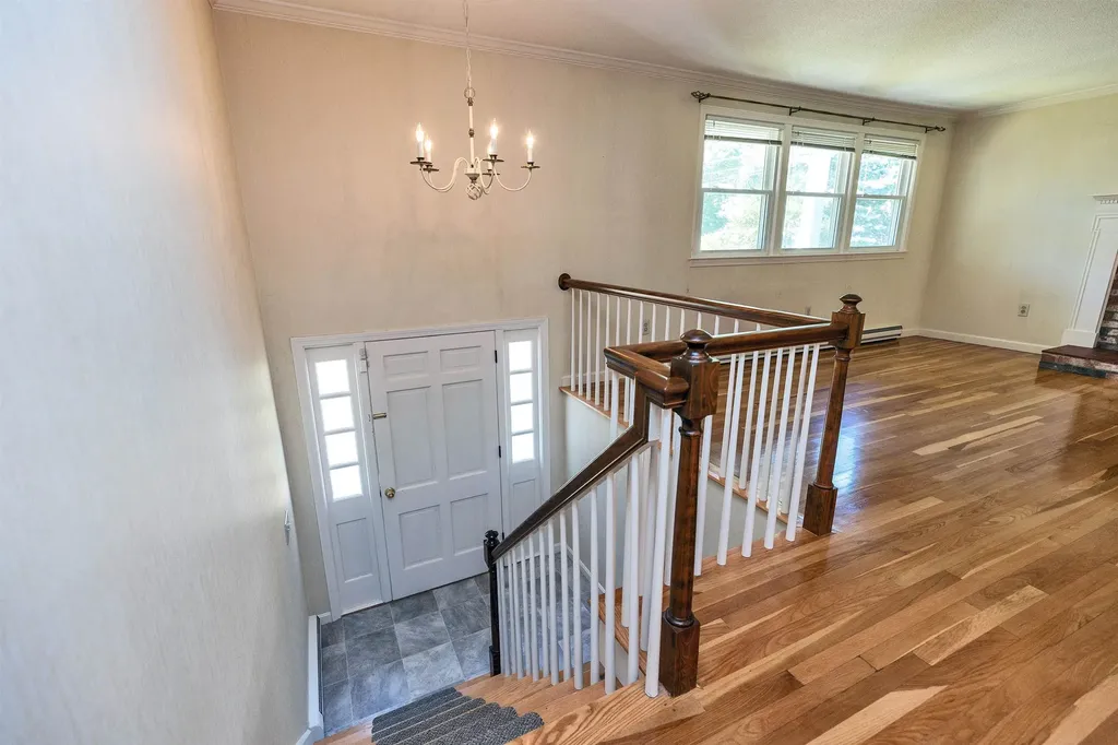 377 High Street Candia NH 03034