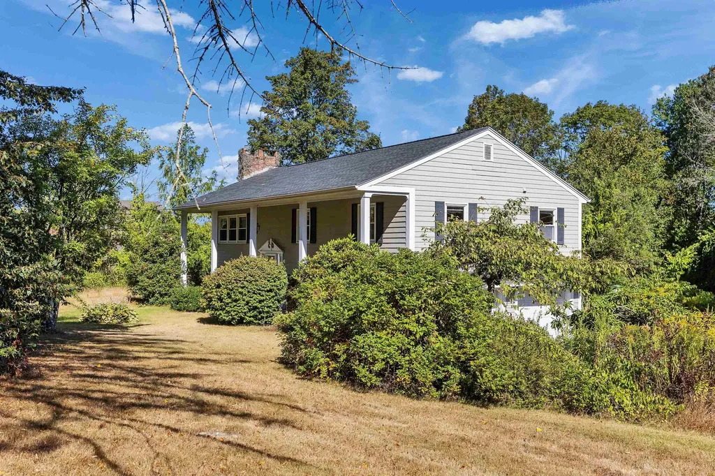 377 High Street Candia NH 03034