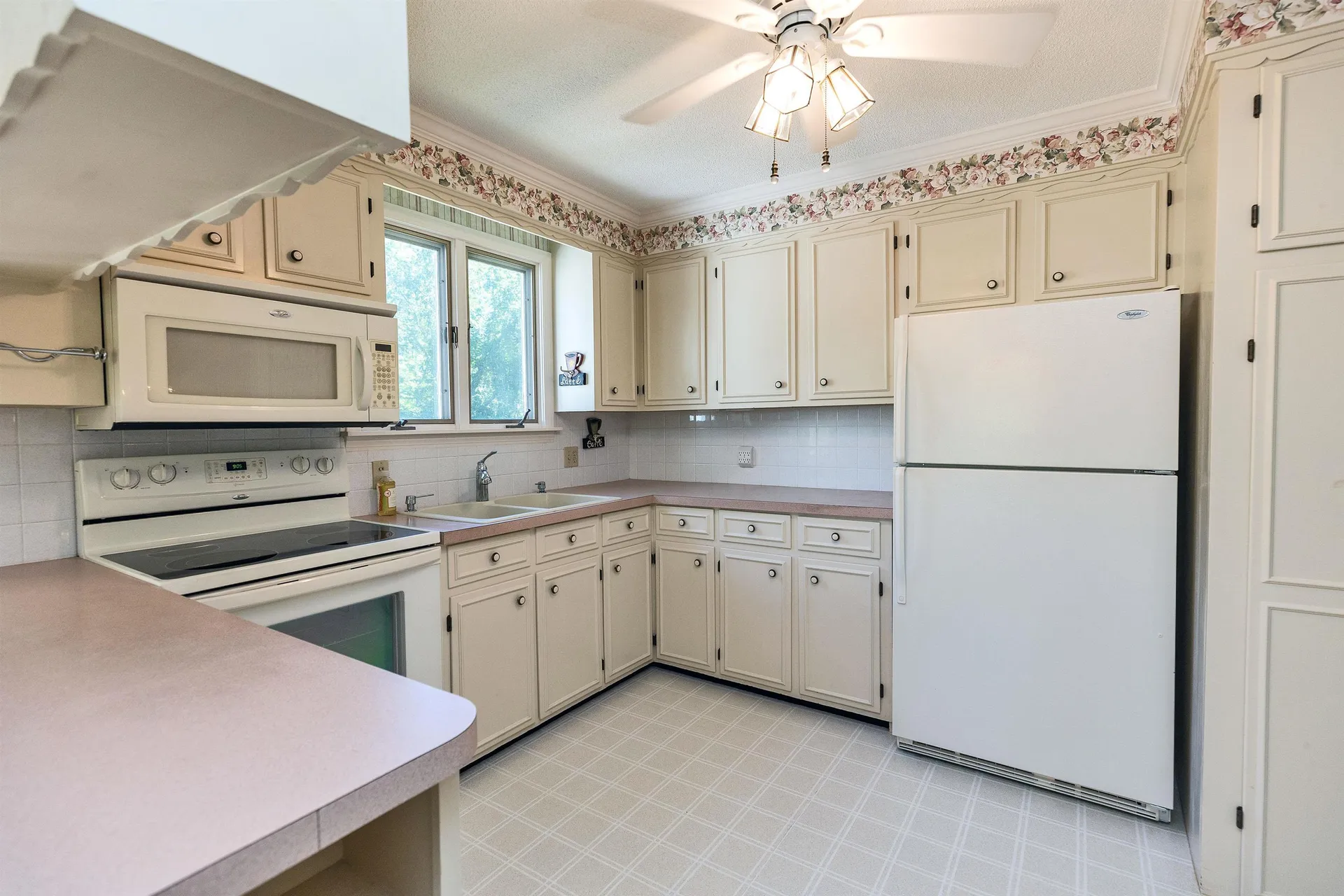 377 High Street Candia NH 03034