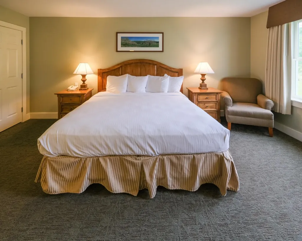 625/627 Q3 Jackson Gore Adams House Ludlow VT 05149