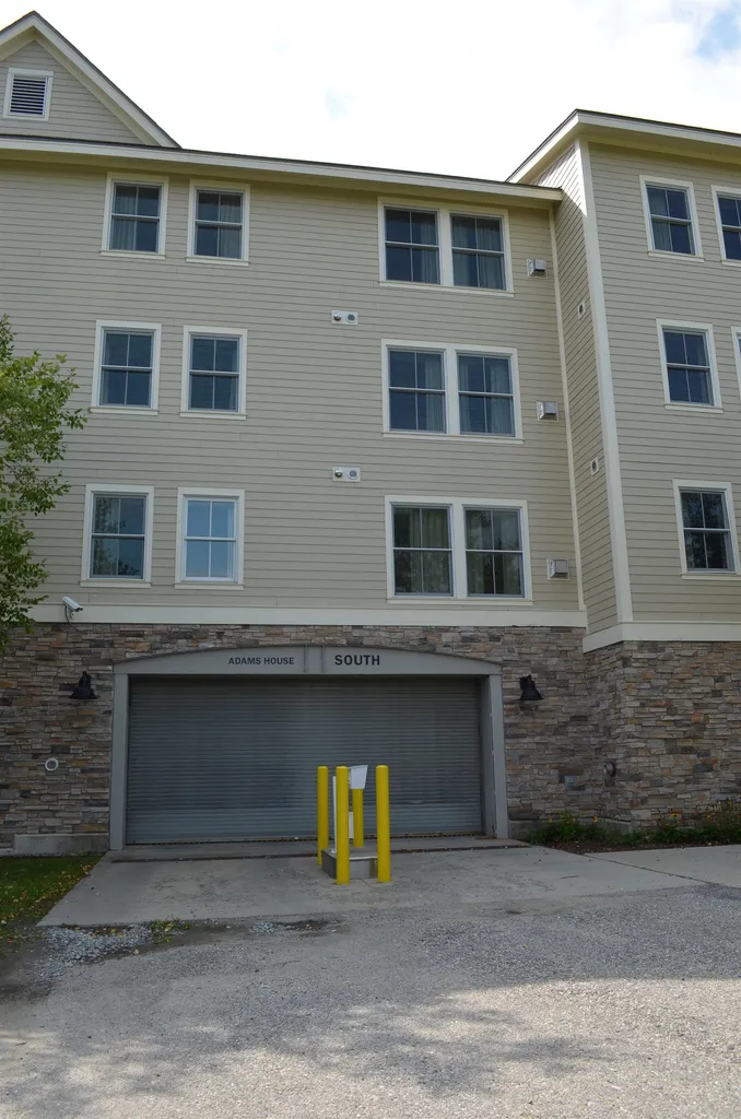625/627 Q3 Jackson Gore Adams House Ludlow VT 05149