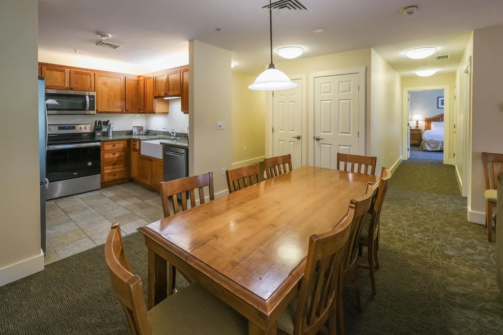 625/627 Q3 Jackson Gore Adams House Ludlow VT 05149