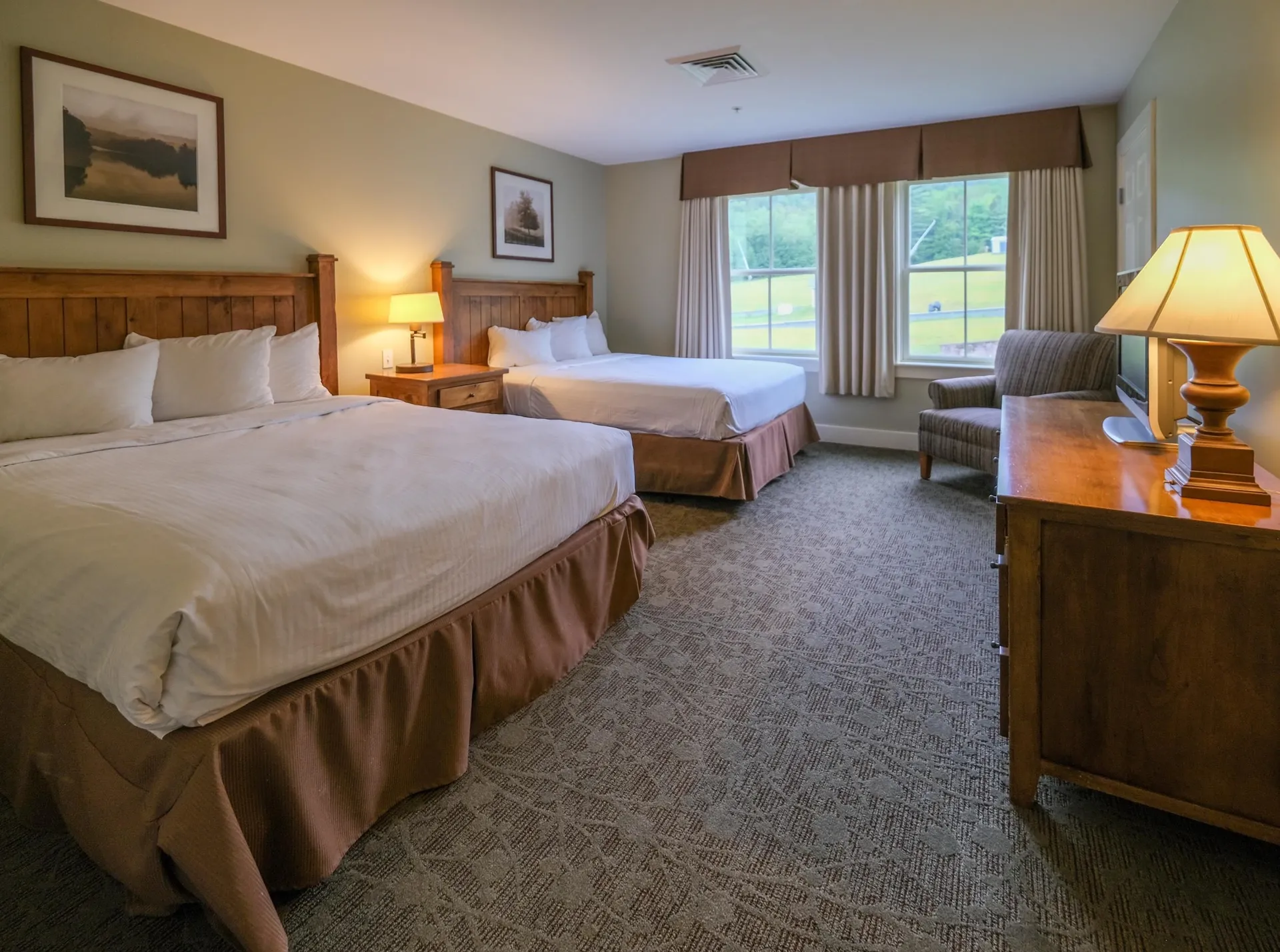 625/627 Q3 Jackson Gore Adams House Ludlow VT 05149