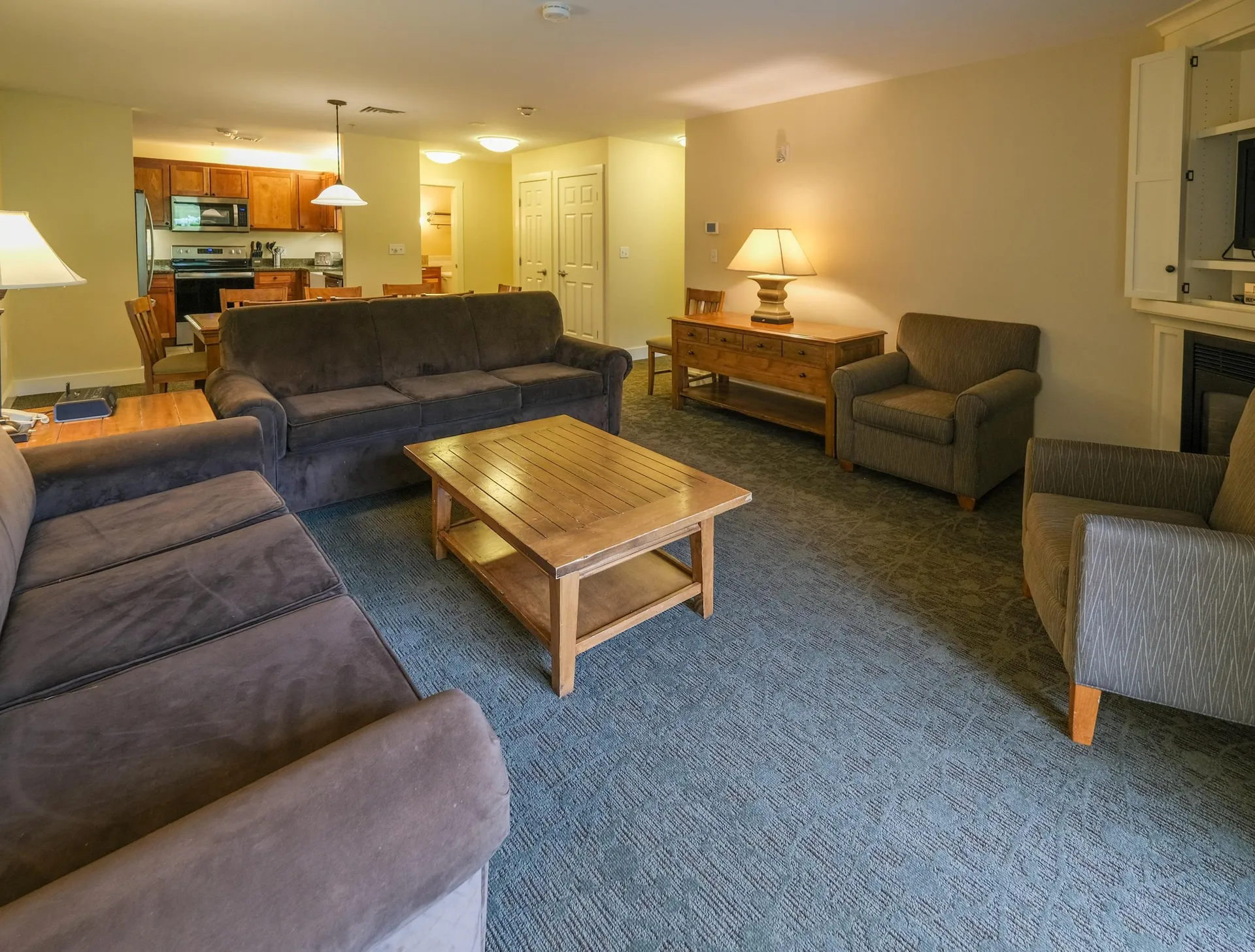 625/627 Q3 Jackson Gore Adams House Ludlow VT 05149