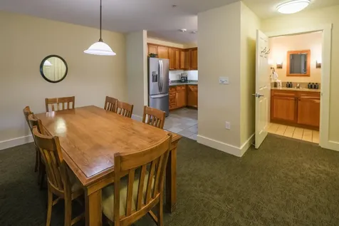 625/627 Q3 Jackson Gore Adams House Ludlow VT 05149