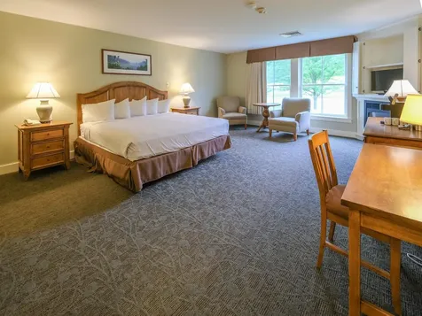 625/627 Q3 Jackson Gore Adams House Ludlow VT 05149