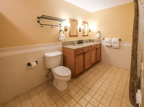 625/627 Q3 Jackson Gore Adams House Ludlow VT 05149