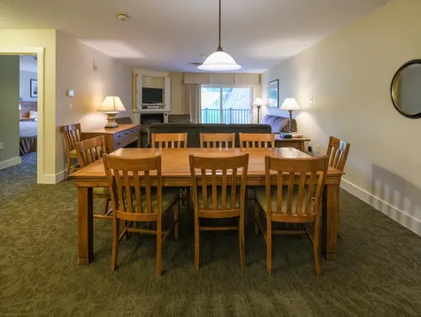 625/627 Q3 Jackson Gore Adams House Ludlow VT 05149