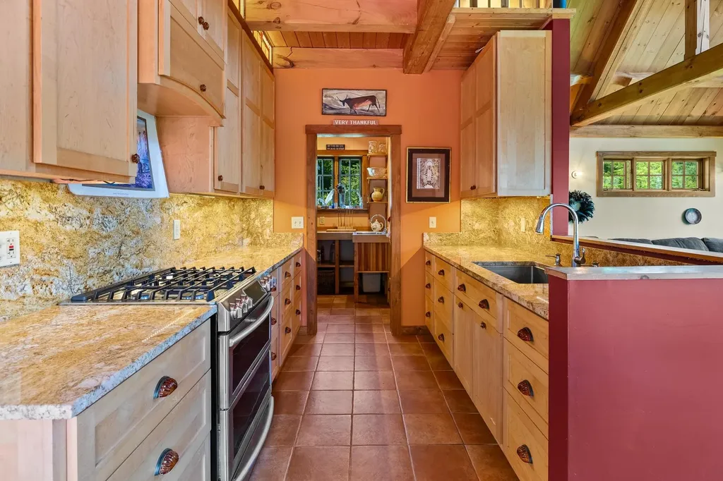 189 Chelsea-corinth Road Washington VT 05675