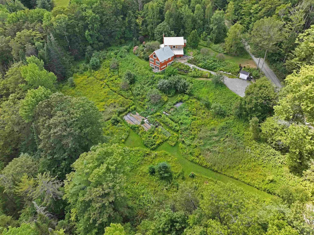 189 Chelsea-corinth Road Washington VT 05675